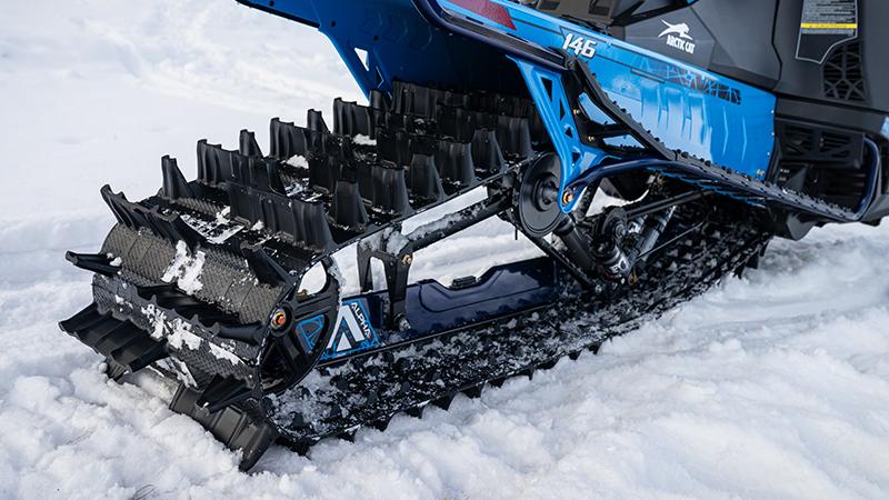 M Mountain Cat ALPHA ONE | Arctic Cat